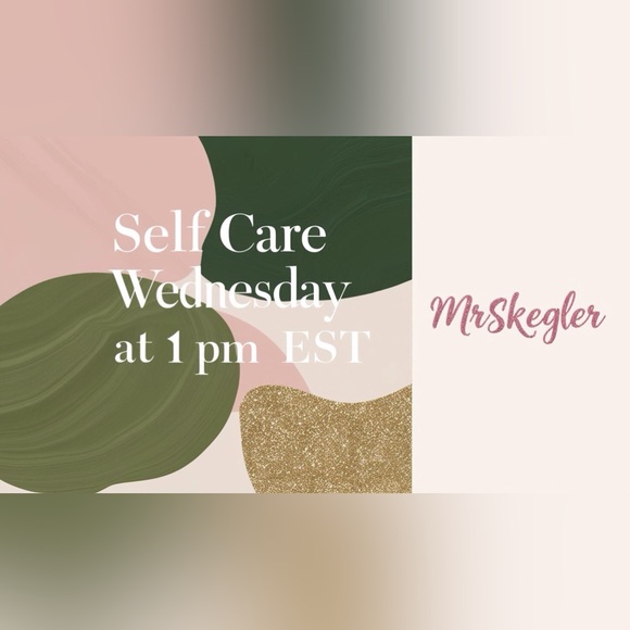 Covergirl Iced Plum Blush - Picture 3 of 4